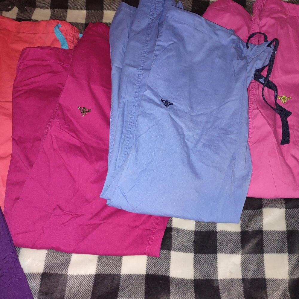 Lot of 19 Medium gently used scrubs